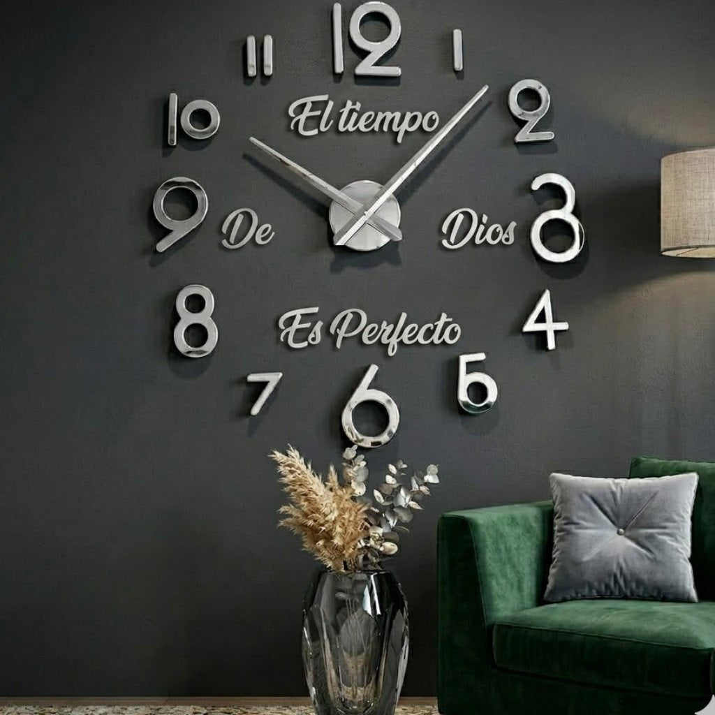 Reloj de pared 036 plateado con frase El tiempo de Dios es perfecto