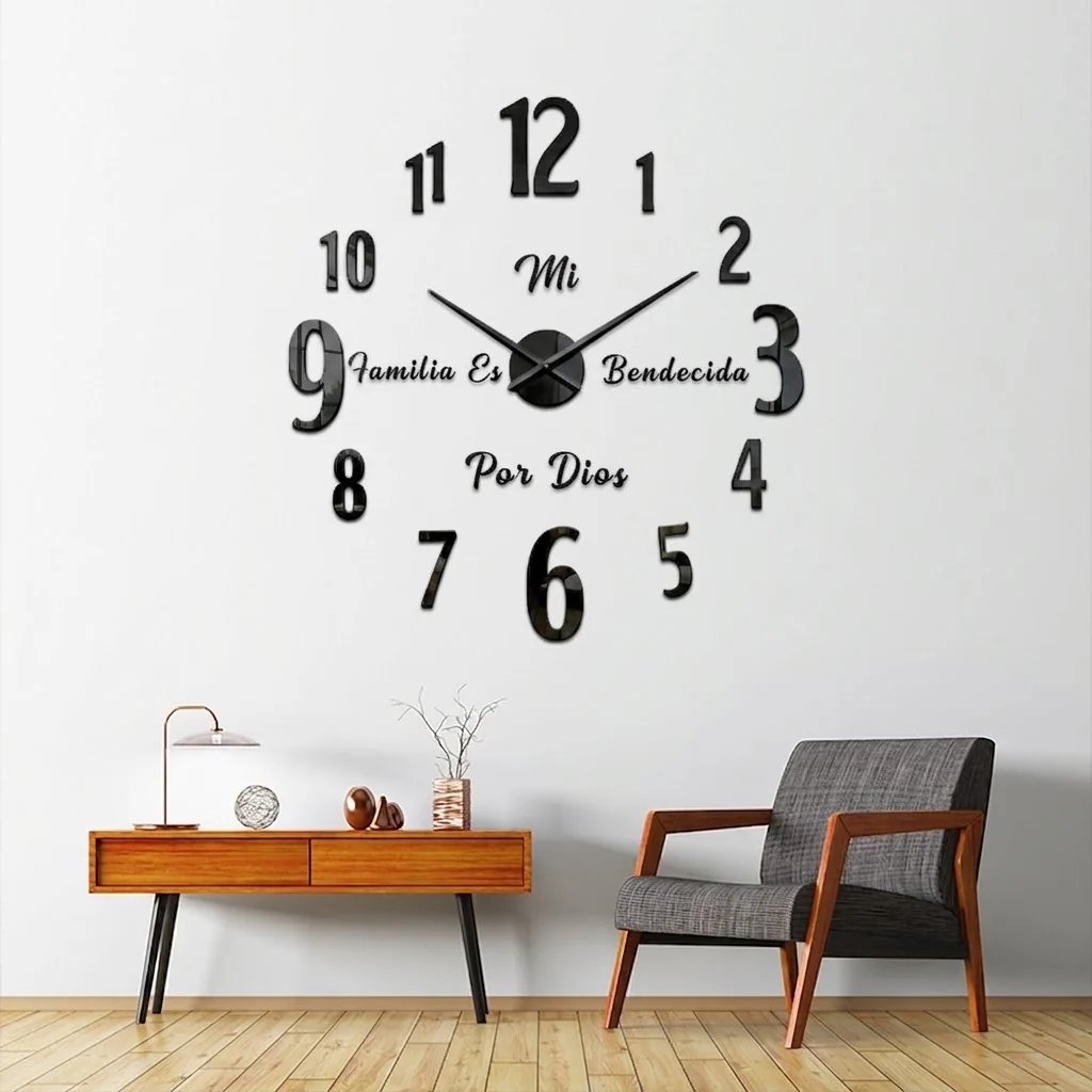Reloj de pared 1725 negro con frase Mi familia es bendecida por Dios
